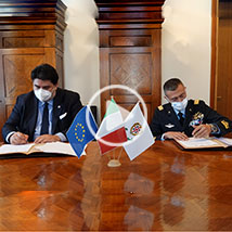 Pres. Solinas firma Poligono Quirra